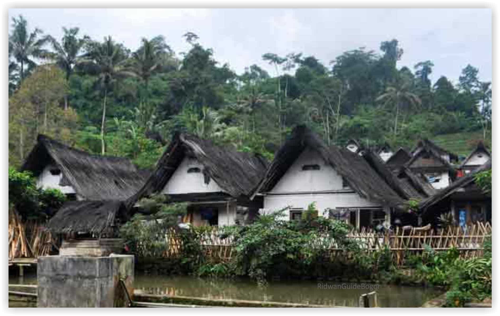 Kampoeng Naga Village